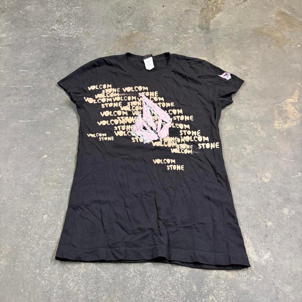 Volcom Stone Black Graphic Tee Y2K Skater Punk Emo Made in USA Women Medium